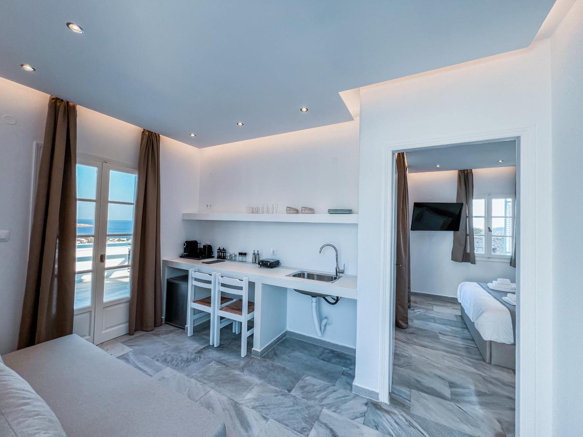 Yaleena Residences Drios Luaran gambar