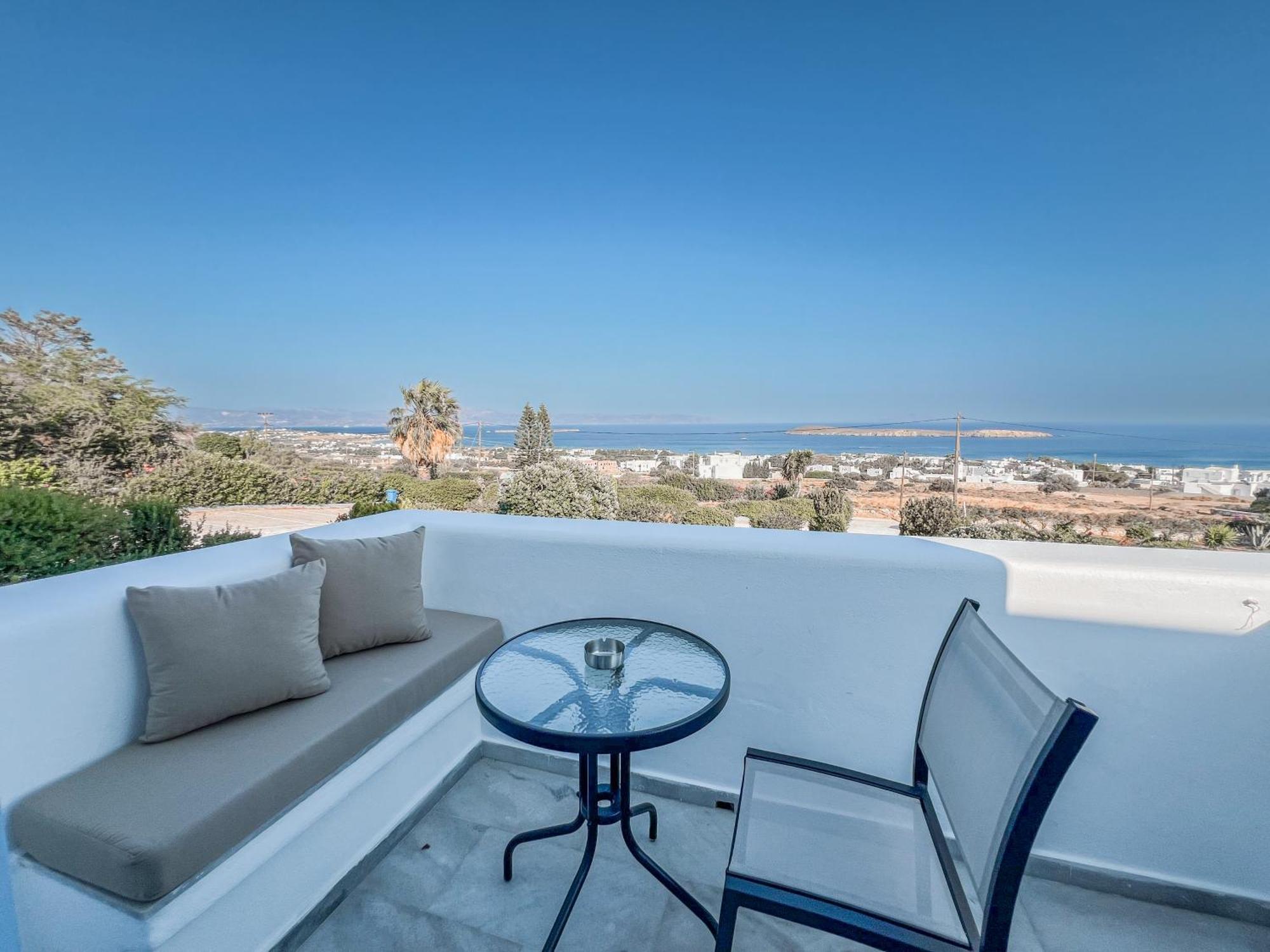 Yaleena Residences Drios Luaran gambar