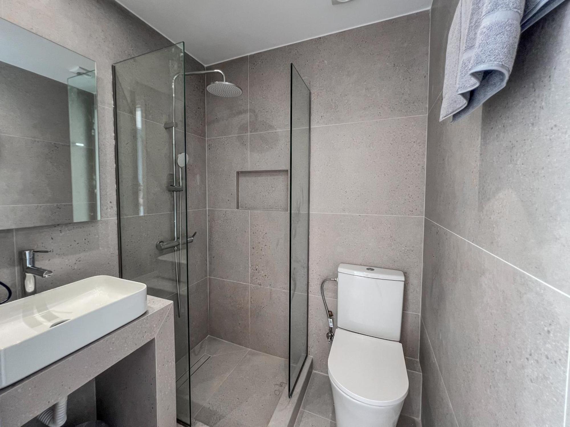 Yaleena Residences Drios Luaran gambar