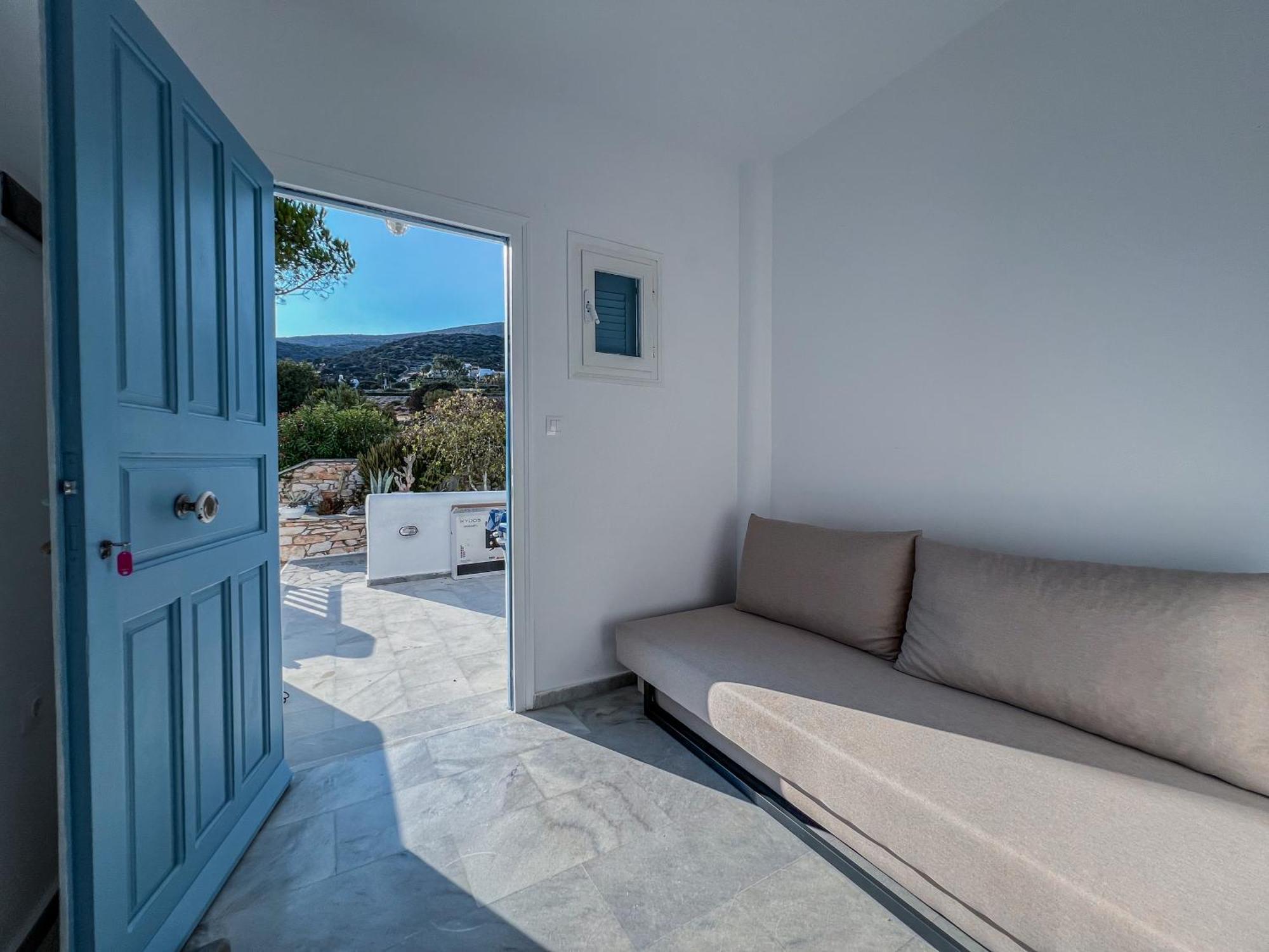 Yaleena Residences Drios Luaran gambar